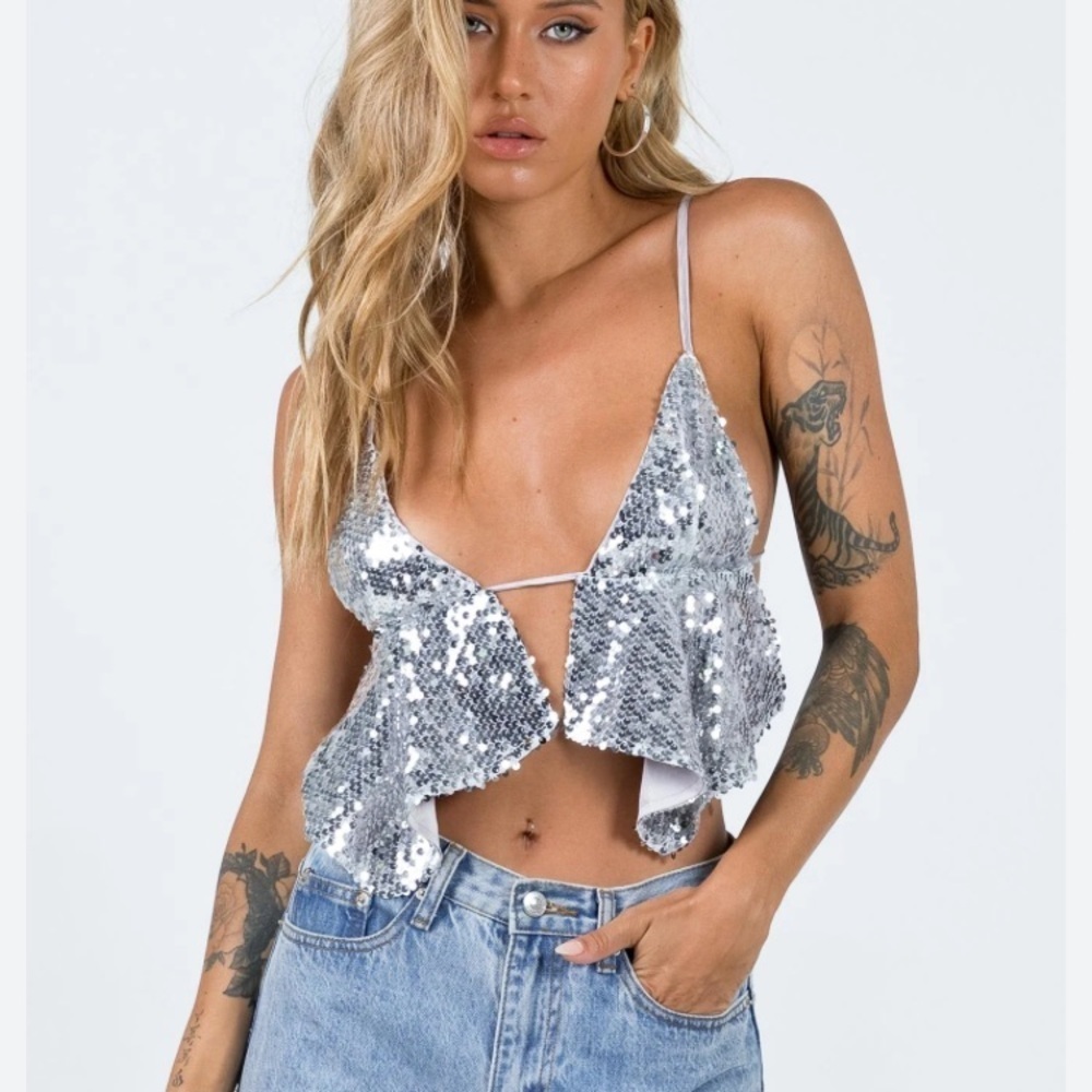 PRINCESS POLLY ROSATON SILVER SEQUIN TOP - Picture 2 of 9
